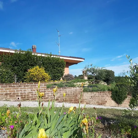 Vakantieboerderij Paradisoincollina ss *