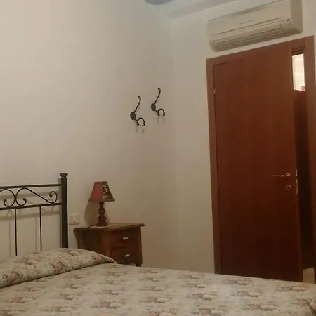 Alloggio per agriturismo Paradisoincollina ss *