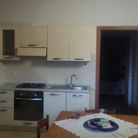 Paradisoincollina Ss 佩萨罗